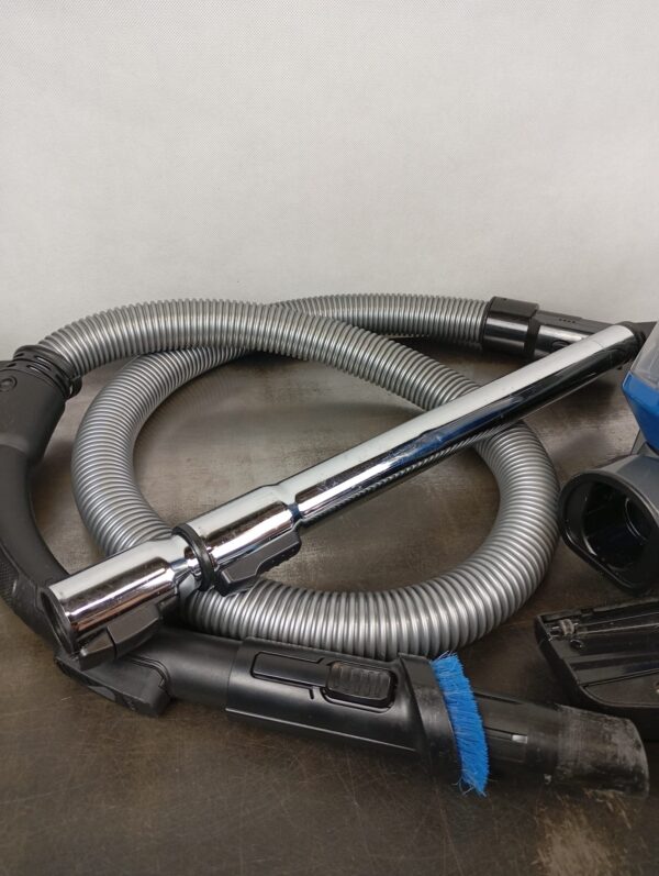 Eureka WhirlWind Bagless Canister 2.5L Vacuum Cleaner - Image 6