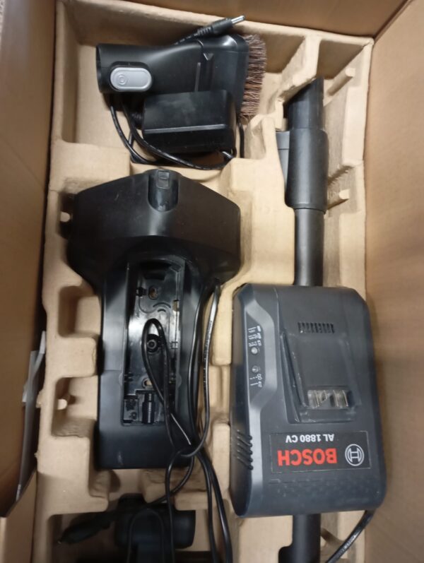 BOSCH BSS8224 Unlimited Wireless Multifunctional Stick Vacuum - Image 3