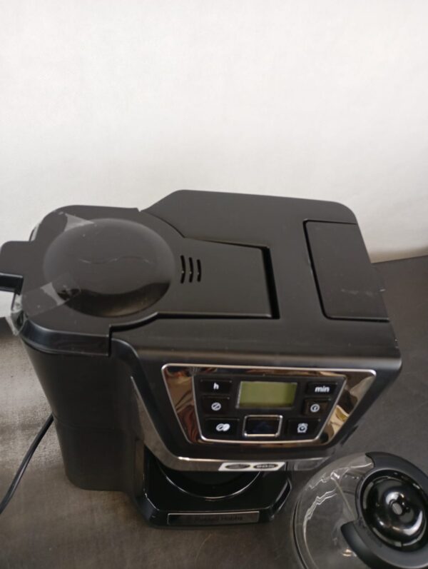 Russell Hobbs Victory Kettle Quick Boil - Image 3