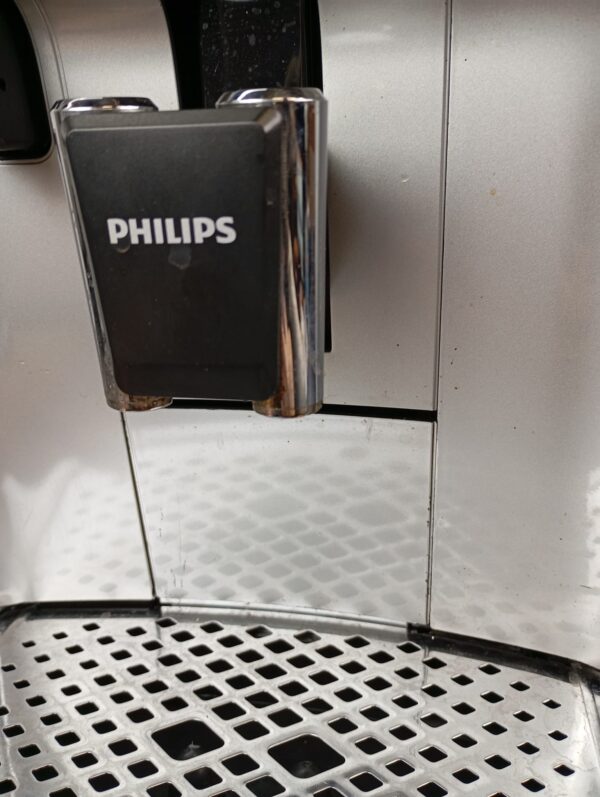 Philips 3200 series EP3246 / 70 fully automatic coffee machine - Image 7