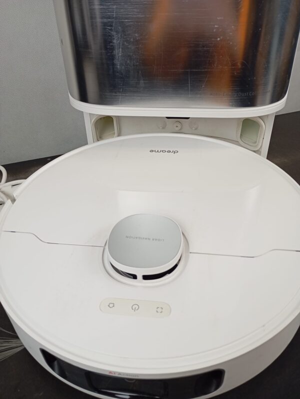 dreame L10s Ultra Robot Vacuum and Mop Combo - Image 5