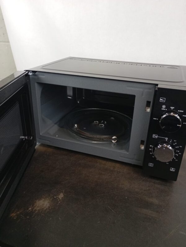 SEVERIN MW 7886 Solo Defrost and Heat Microwave Oven — изображение 3