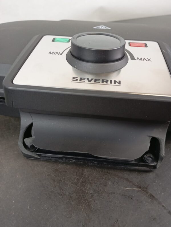 Severin Double Waffle Iron WA 2106 - Image 4