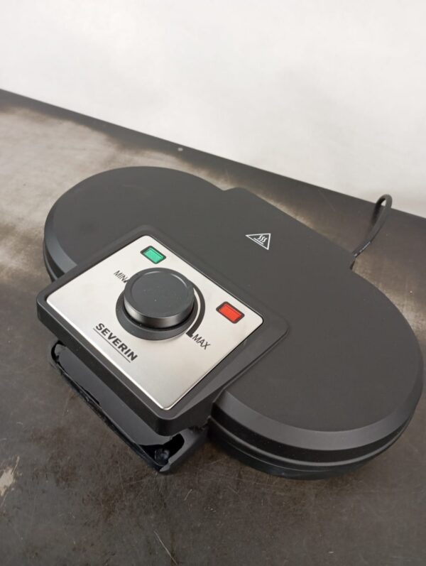 Severin Double Waffle Iron WA 2106 - Image 5