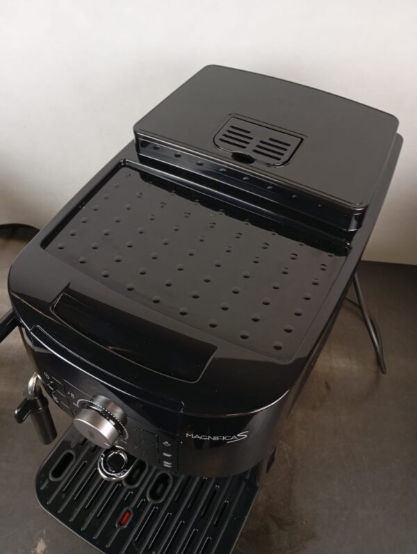 De'Longhi Magnifica S ECAM 11.112.B, Fully Automatic Coffee Machine - Image 4