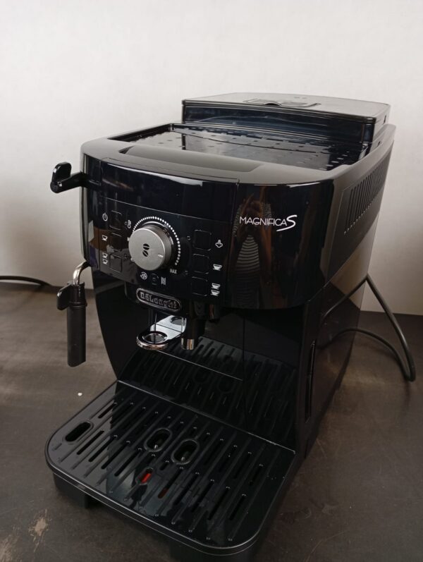 De'Longhi Magnifica S ECAM 11.112.B, Fully Automatic Coffee Machine - Image 2