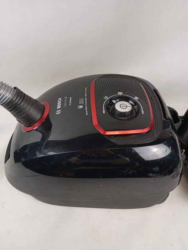 Bosch BGBS4POW1 Vacuum Cleaner - Image 3