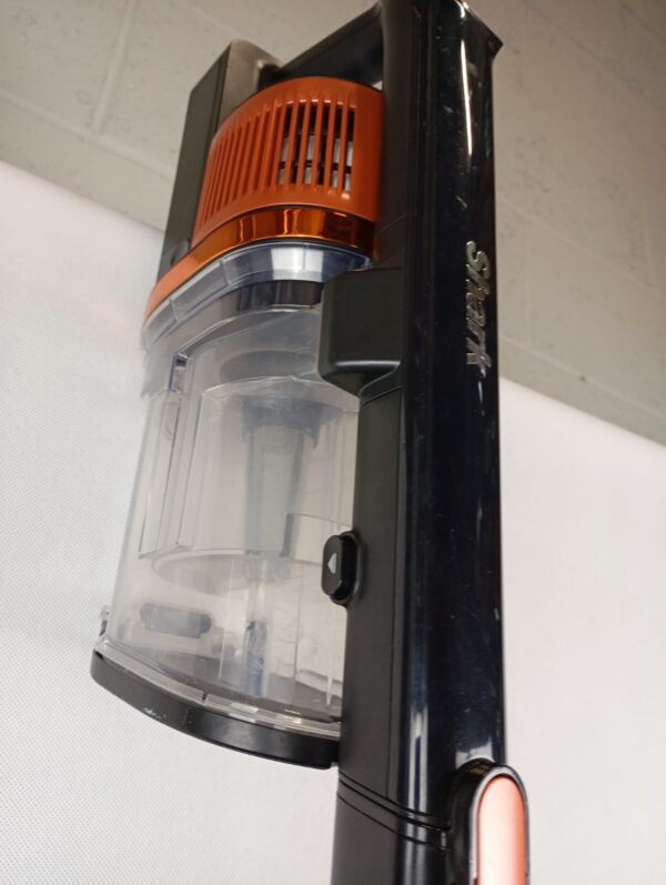 shark iz300eu cordless vacuum cleaner, black and copper - Image 4