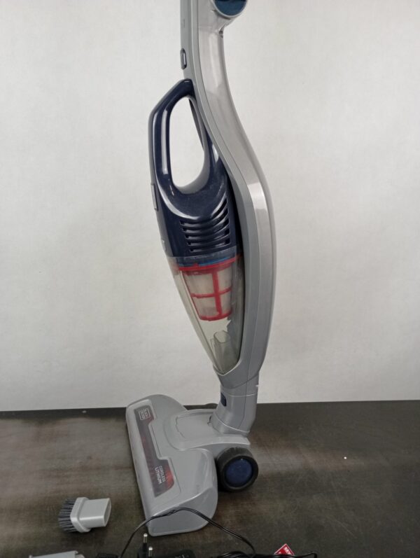 Black+Decker SVA520B Vacuum Cleaner - Image 3