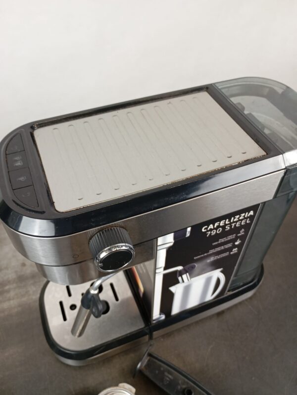 Cecotec Cafelizzia 790 Espresso Machine - Image 3