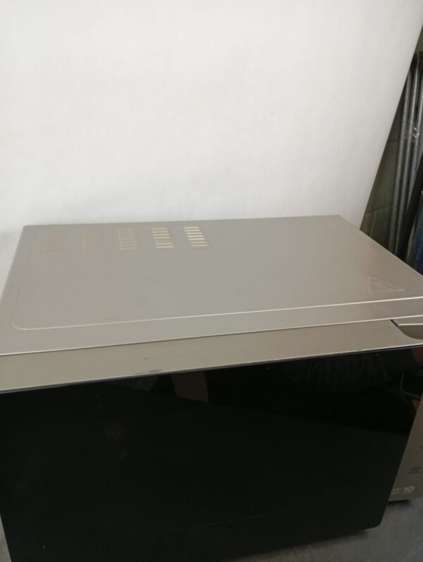 LG MH6535NBS Microwave with Grill Smart Inverter Technology - Image 3