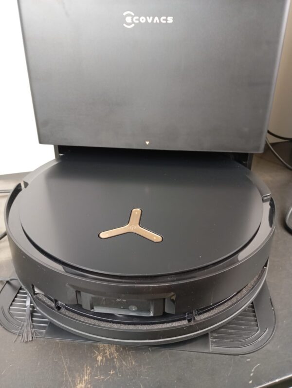 ECOVACS DEEBOT X8 PRO OMNI Robot Vacuum and Mop – pilt 4