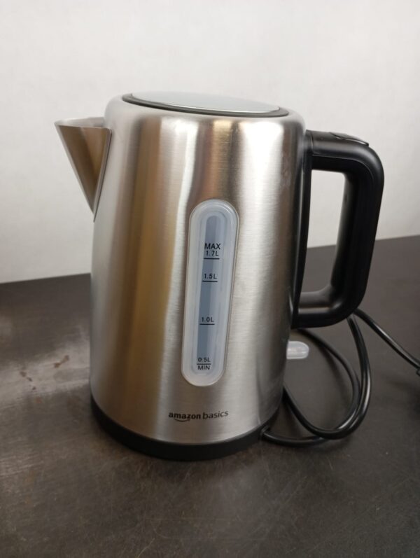Amazon Basics B07pdyw9d7  Electric Hot Water Kettle — изображение 2