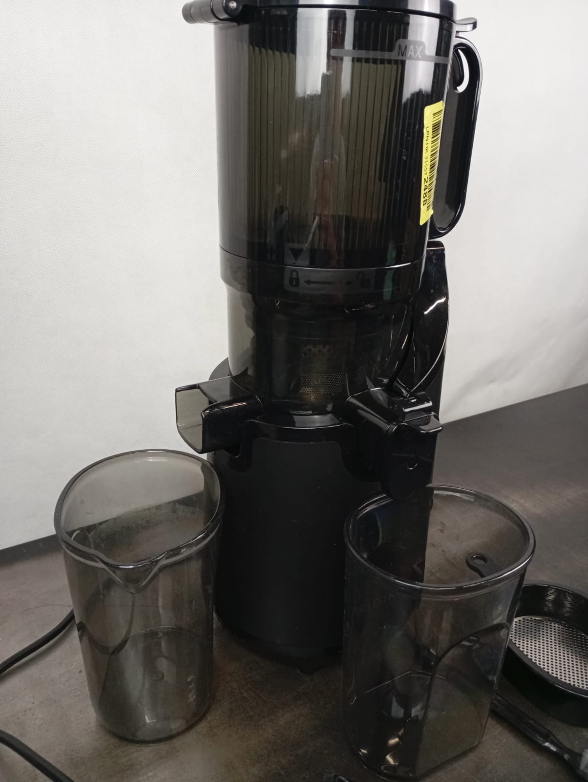 Fridja f2500 Self-Feeding Juicer Machine - Image 6