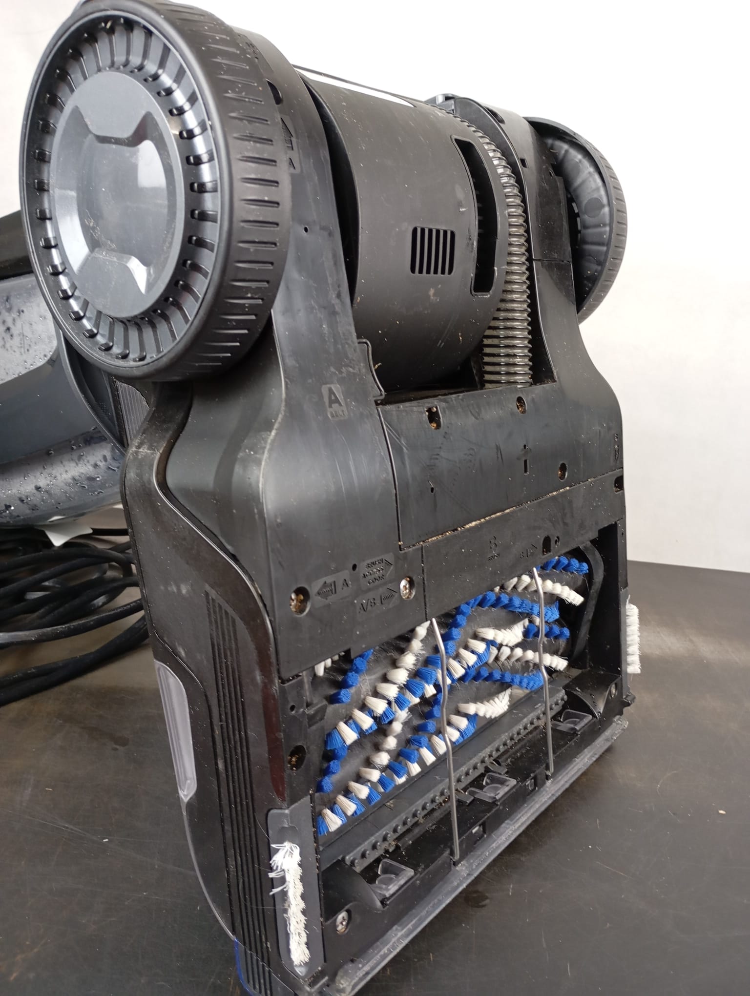 Bissell Revolution HydroSteam 3670N — изображение 5