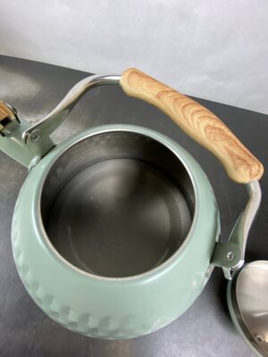 Alternative view of Olive teapot